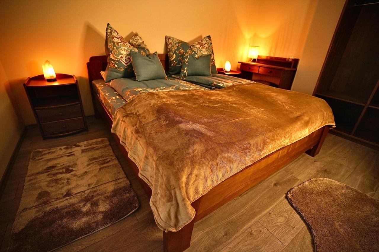 Bacchus Pub Es Panzio Bed & Breakfast Dunaharaszti Exterior photo